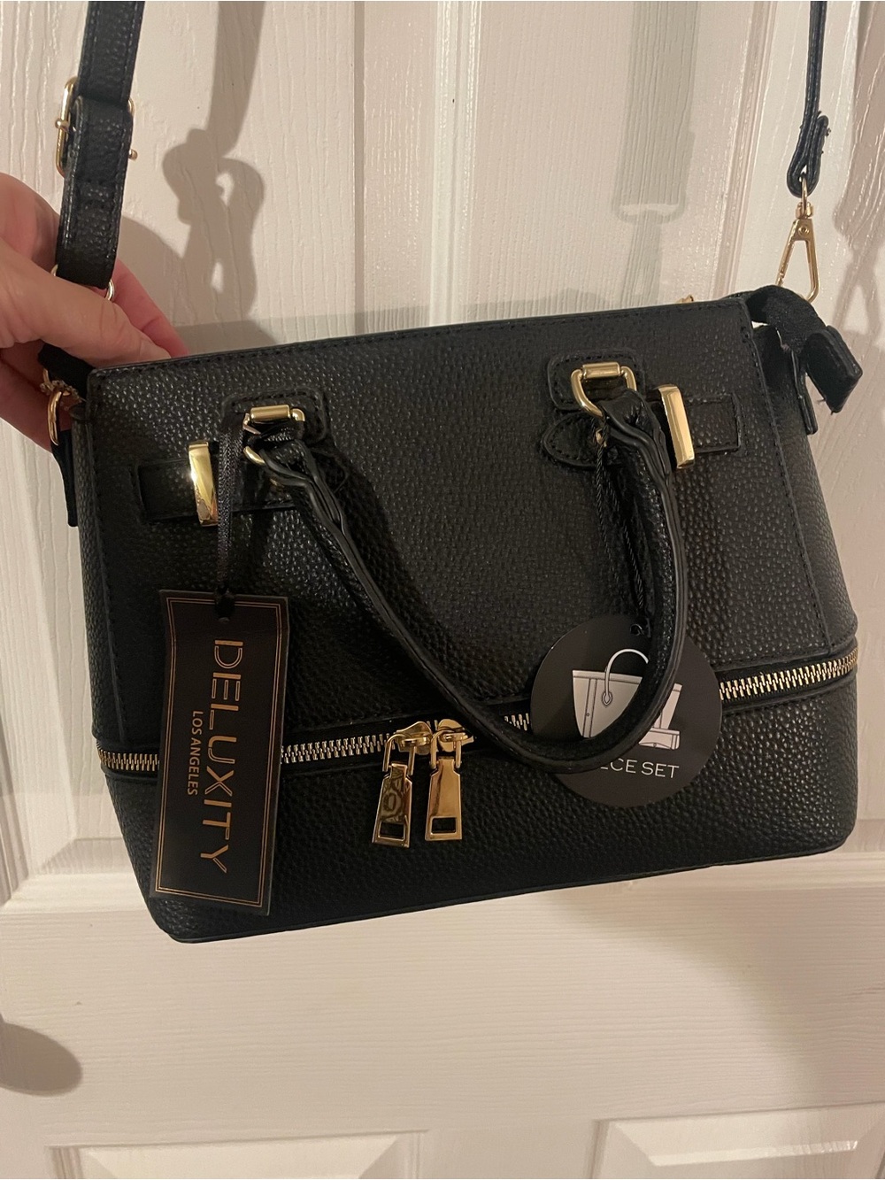 Deluxity Purse. Black. Faux Pebble Leather With Wallet. Pocketbook. New.